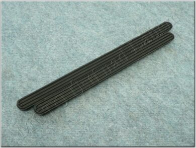 guma podlážky černá - sada 2ks / 325mm+290mm ( Pio 555,20 )  (111059)